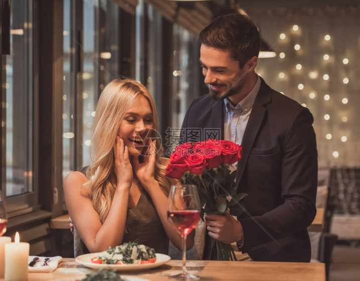 Tips for Handling Awkward Moments on a Date